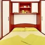 Apartman Studio Apartments Promajna *